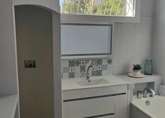 Les Mimosas Villa *