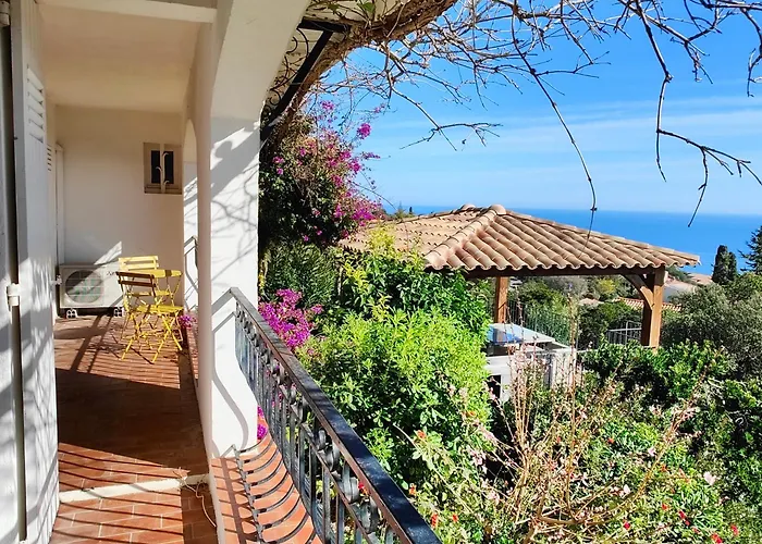 Les Mimosas Villa